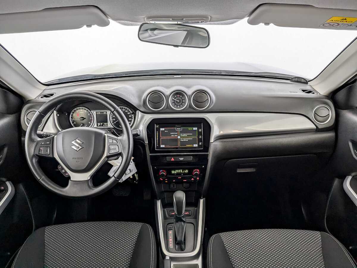 Suzuki Vitara с пробегом — 2016 год. Фото: #13