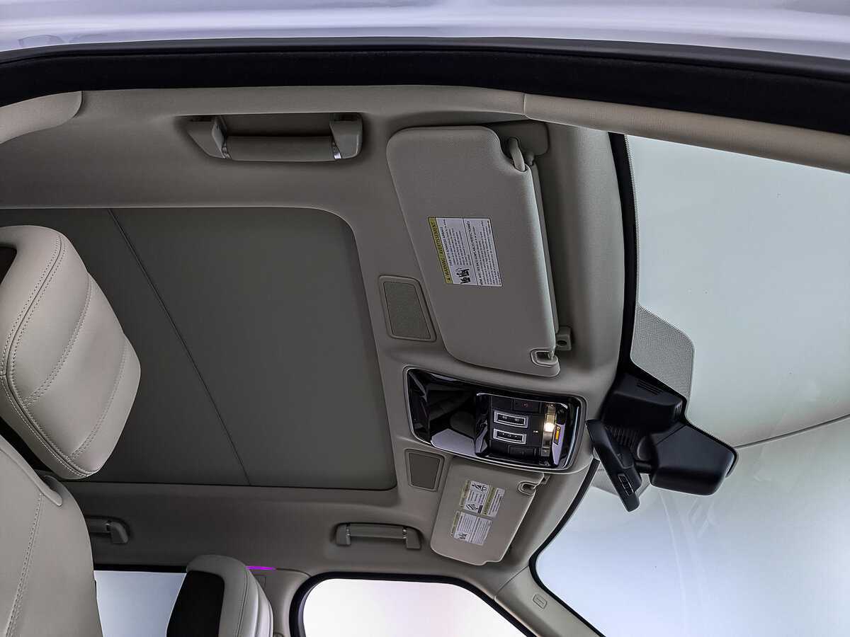 Land Rover Range Rover с пробегом — 2021 год. Фото: #22