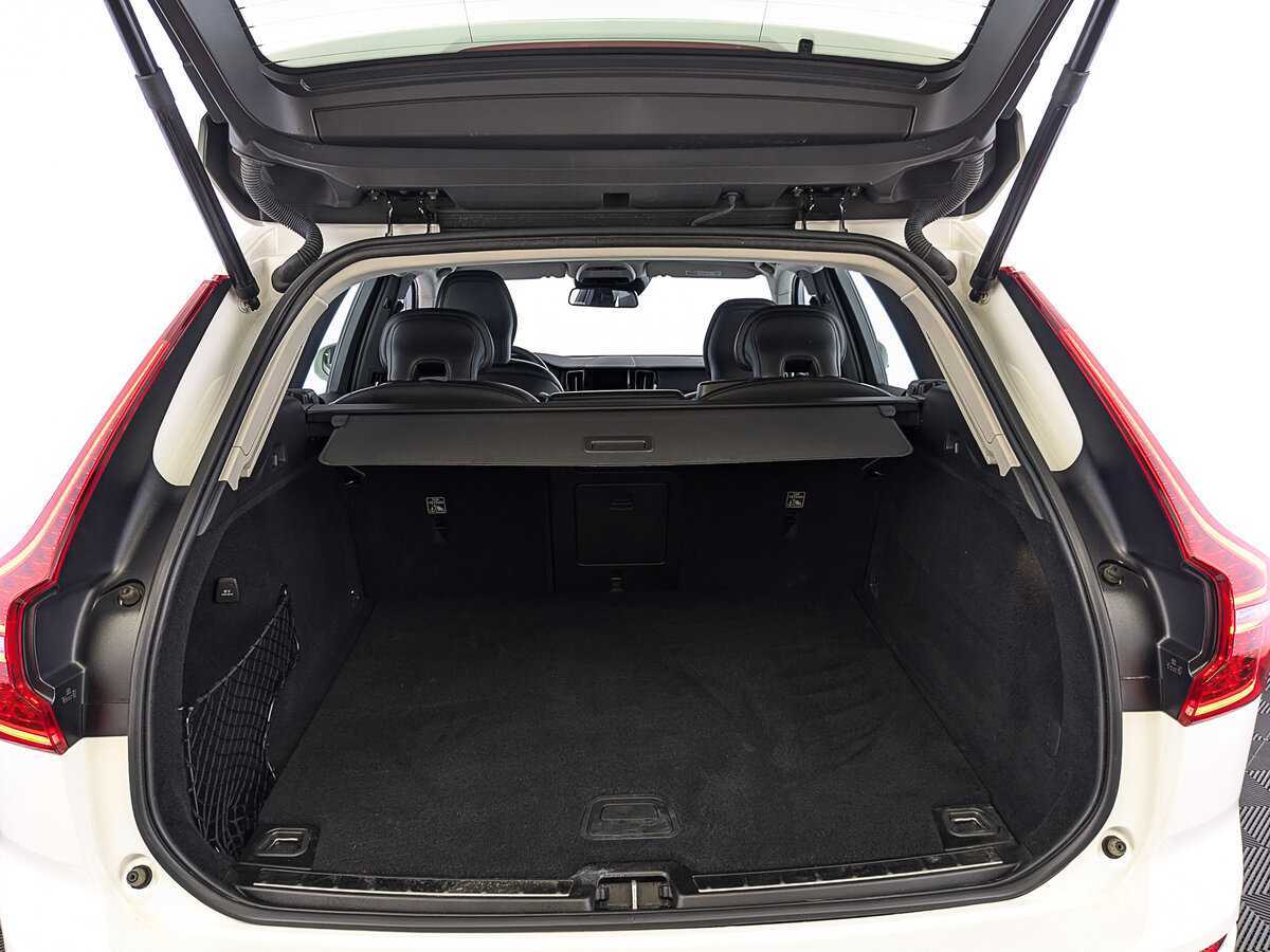 Volvo XC60 с пробегом — 2019 год. Фото: #9