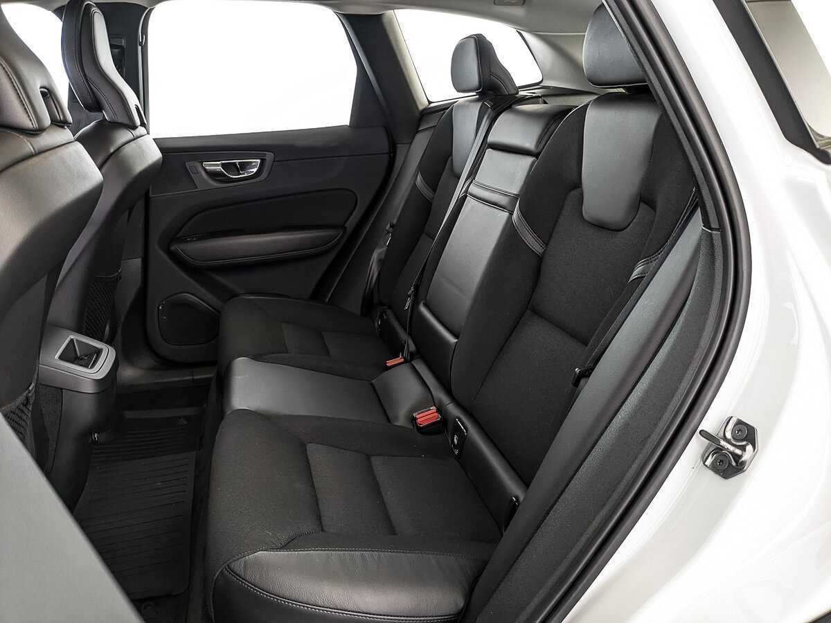 Volvo XC60 с пробегом — 2019 год. Фото: #11