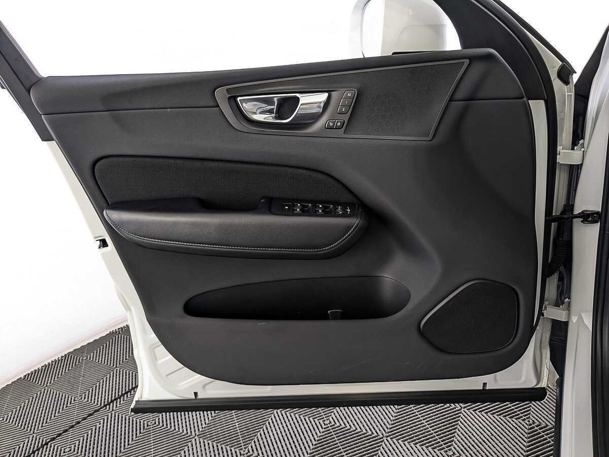 Volvo XC60 с пробегом — 2019 год. Фото: #18