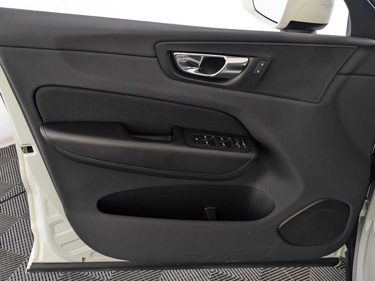 Volvo XC60 с пробегом — 2019 год. Фото: #18