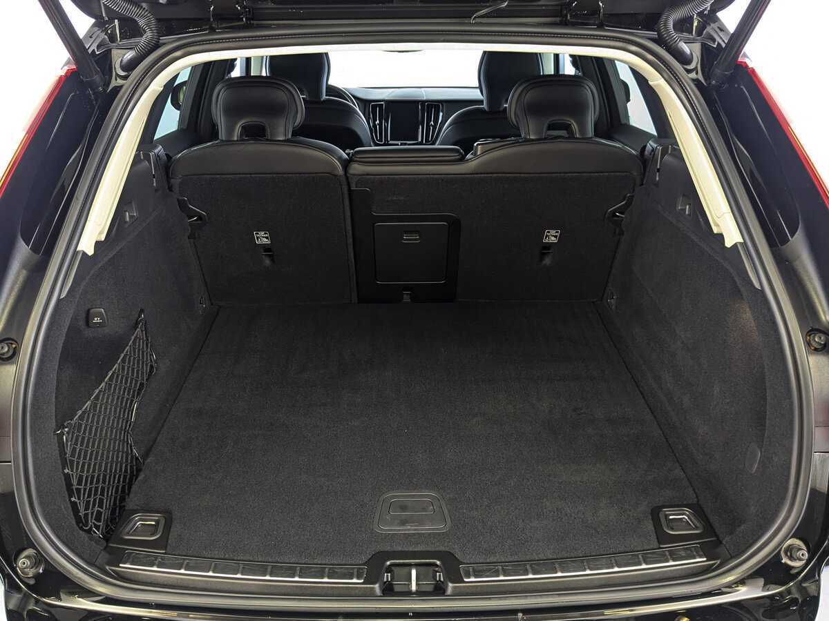 Volvo XC60 с пробегом — 2021 год. Фото: #9