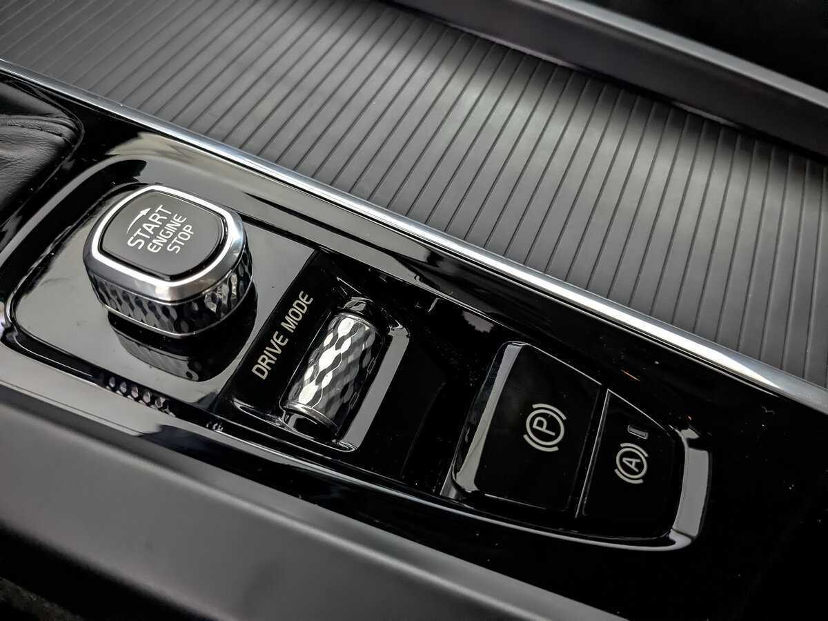 Volvo XC60 с пробегом — 2021 год. Фото: #21