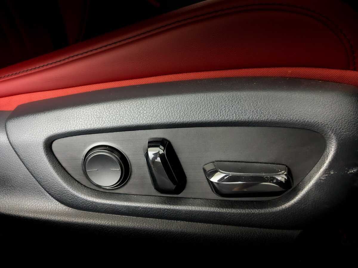 Lexus ES с пробегом — 2020 год. Фото: #24