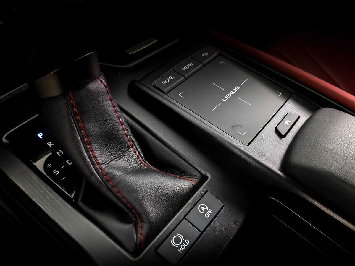 Lexus ES с пробегом — 2020 год. Фото: #28