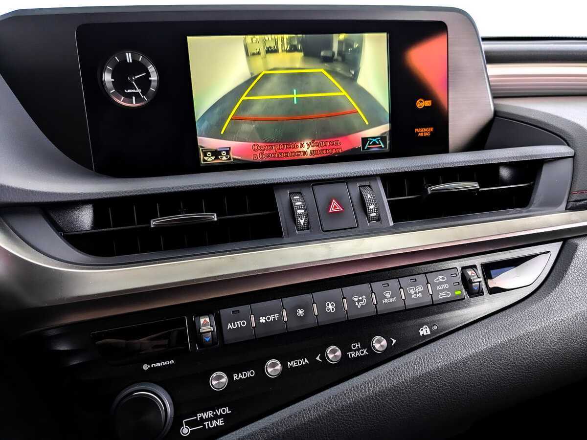 Lexus ES с пробегом — 2020 год. Фото: #29