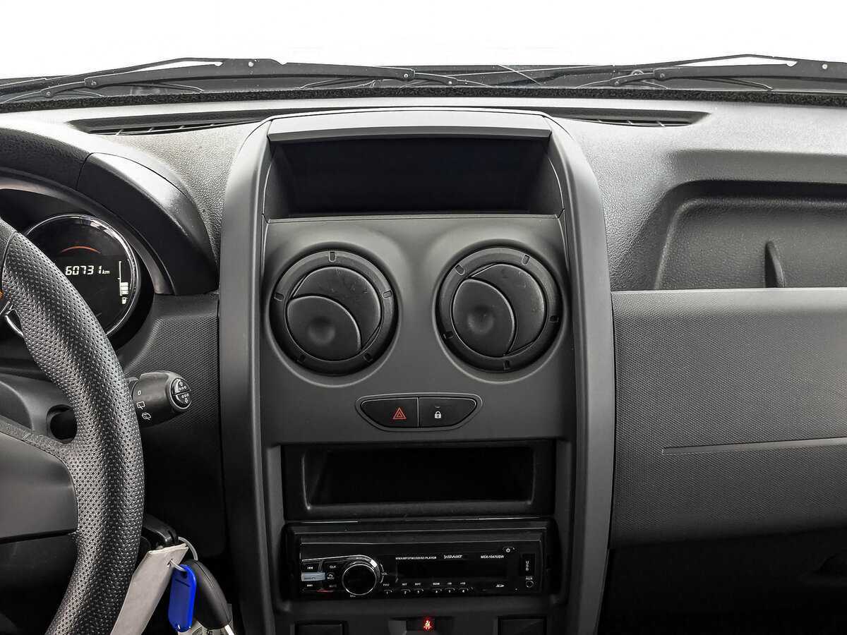 Lada (ВАЗ) Largus с пробегом — 2021 год. Фото: #16