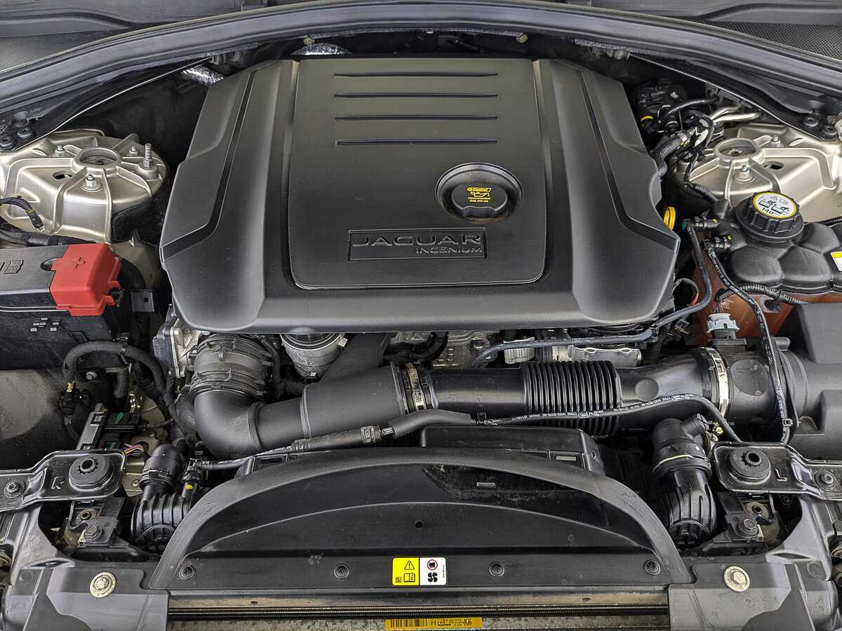 Jaguar F-Pace с пробегом — 2016 год. Фото: #8