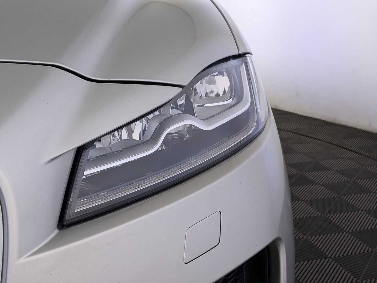 Jaguar F-Pace с пробегом — 2016 год. Фото: #16