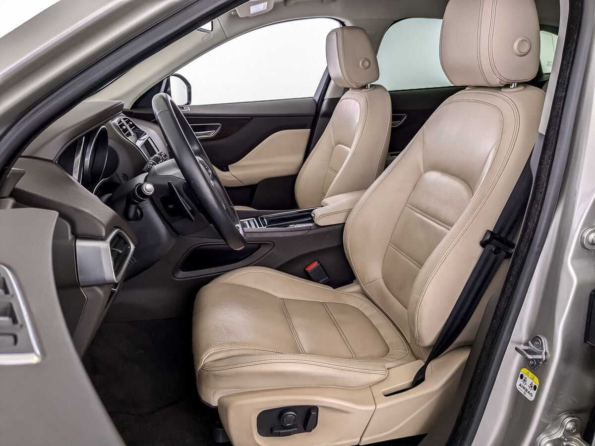 Jaguar F-Pace с пробегом — 2016 год. Фото: #19