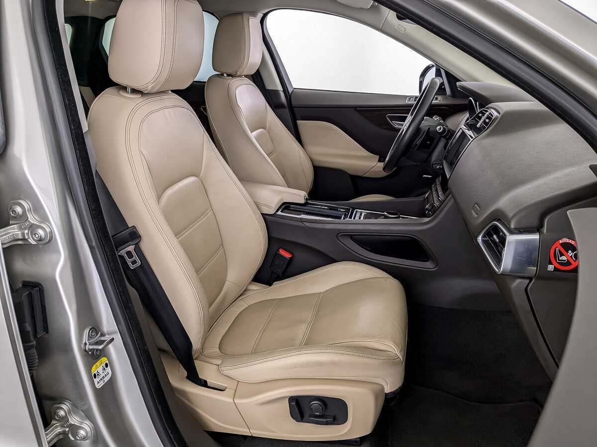 Jaguar F-Pace с пробегом — 2016 год. Фото: #23