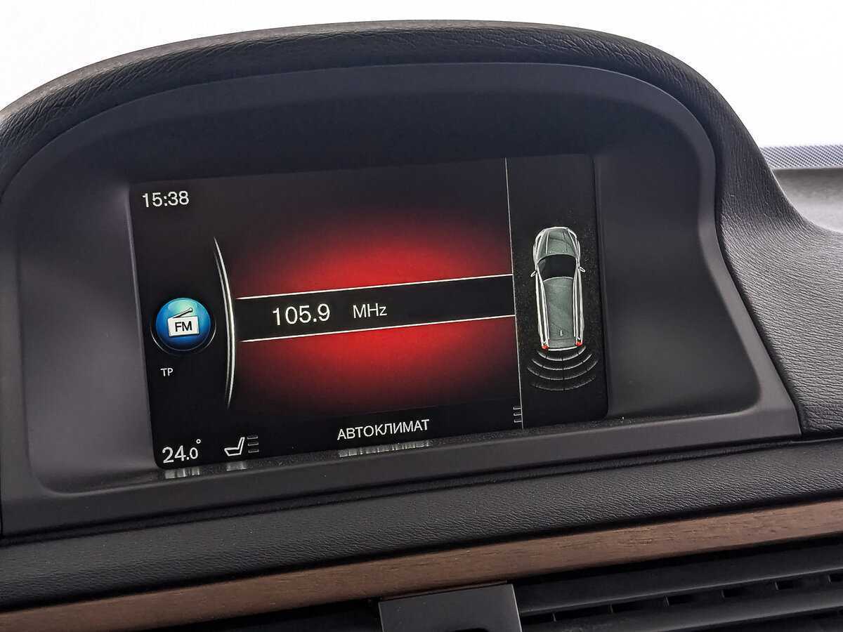 Volvo XC70 с пробегом — 2015 год. Фото: #25