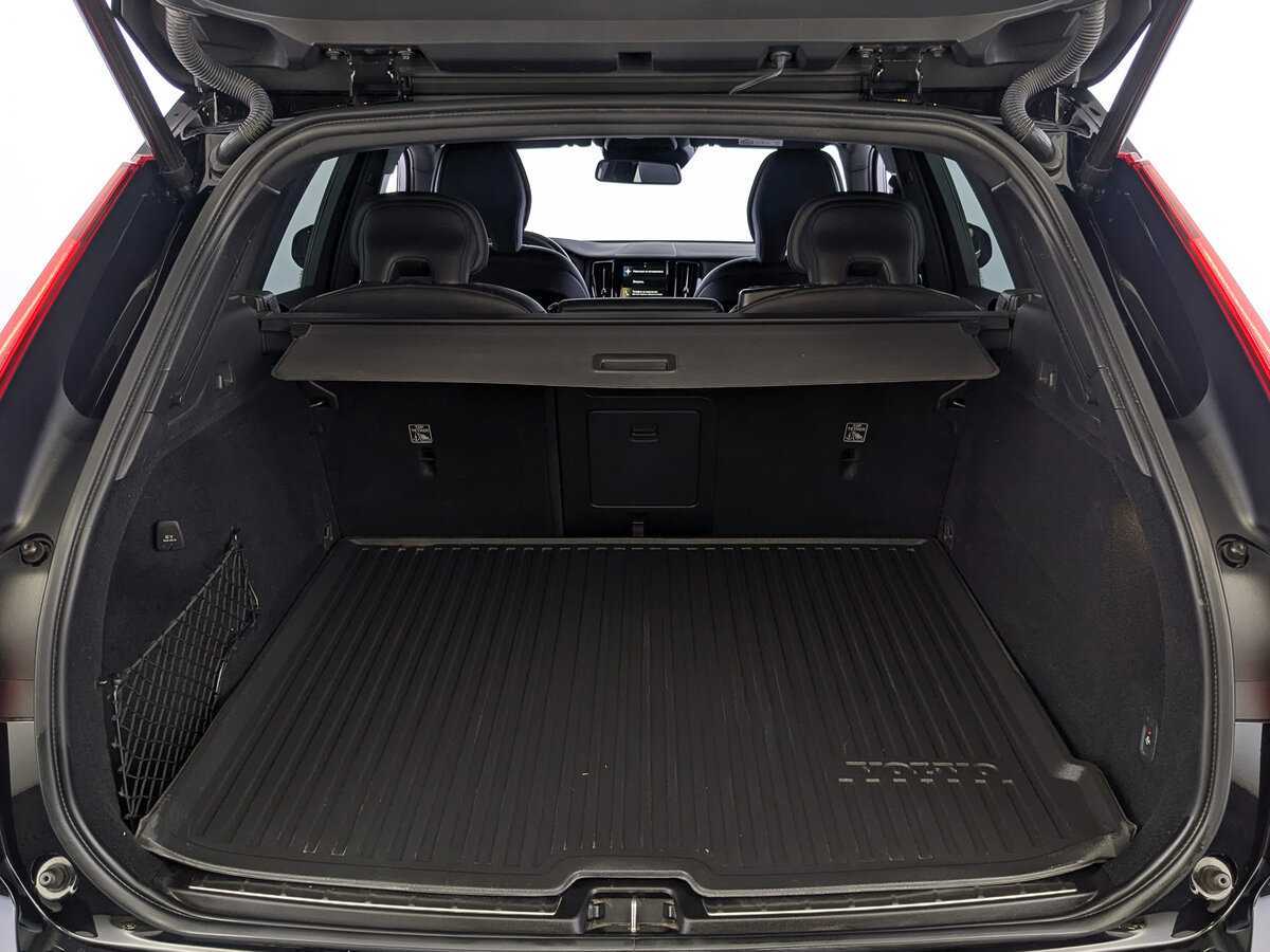 Volvo XC60 с пробегом — 2020 год. Фото: #9