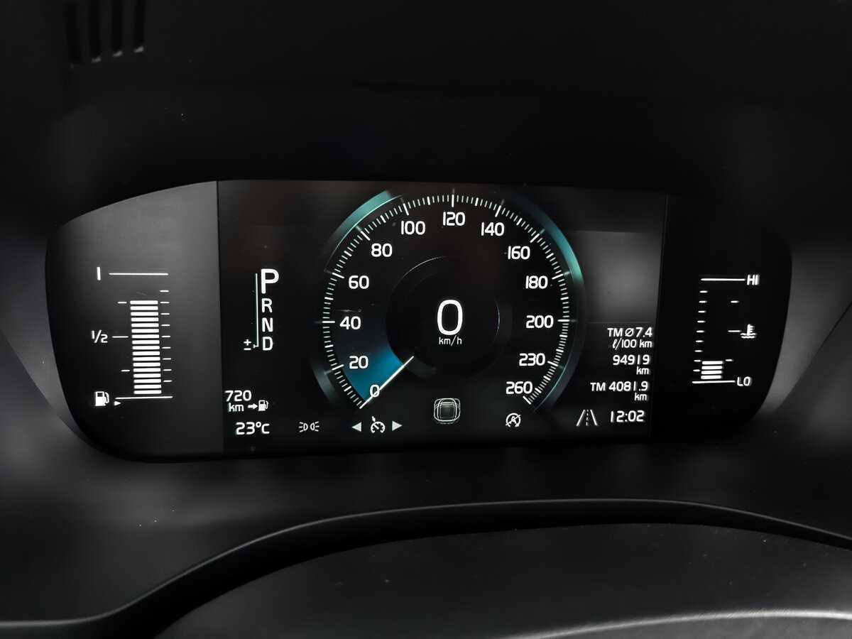 Volvo XC60 с пробегом — 2020 год. Фото: #15