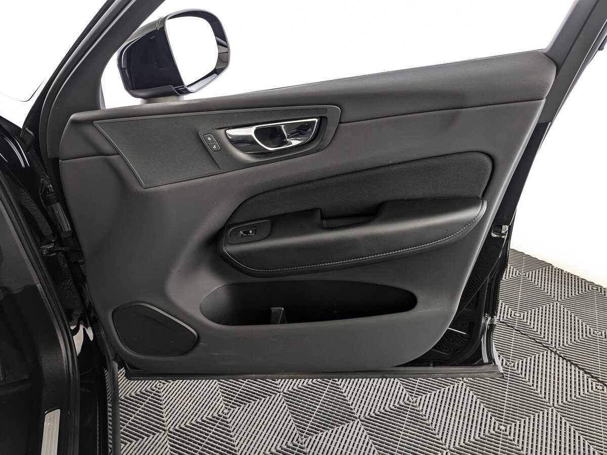 Volvo XC60 с пробегом — 2020 год. Фото: #23