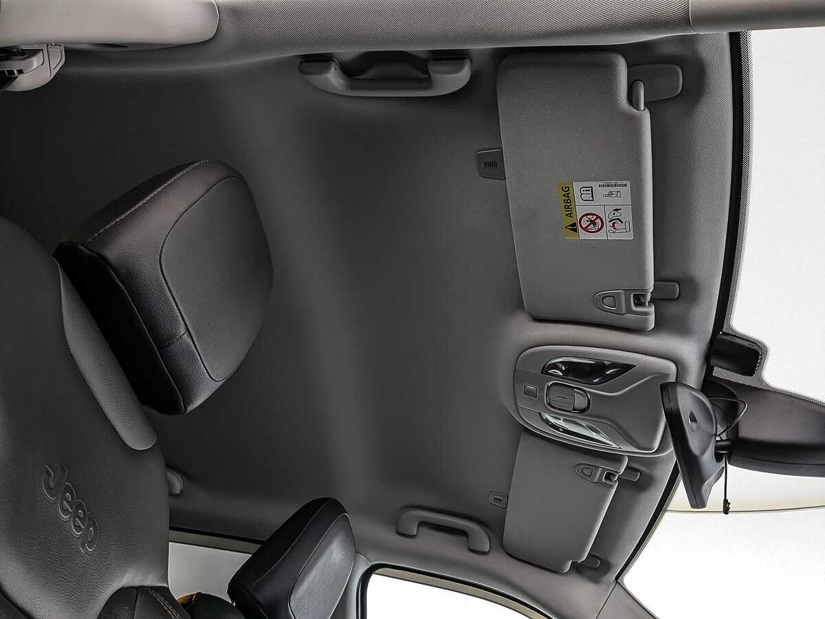 Jeep Compass с пробегом — 2018 год. Фото: #21