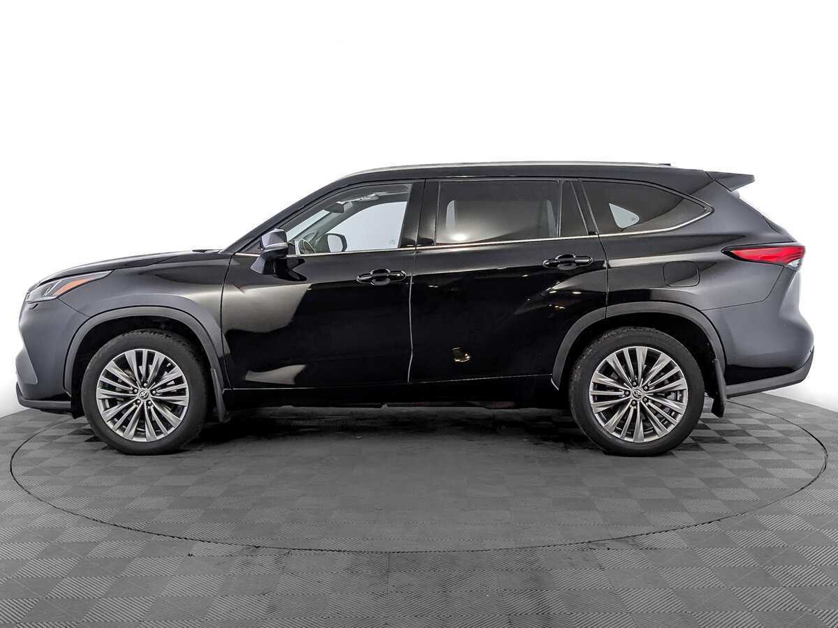 Toyota Highlander с пробегом — 2021 год. Фото: #7