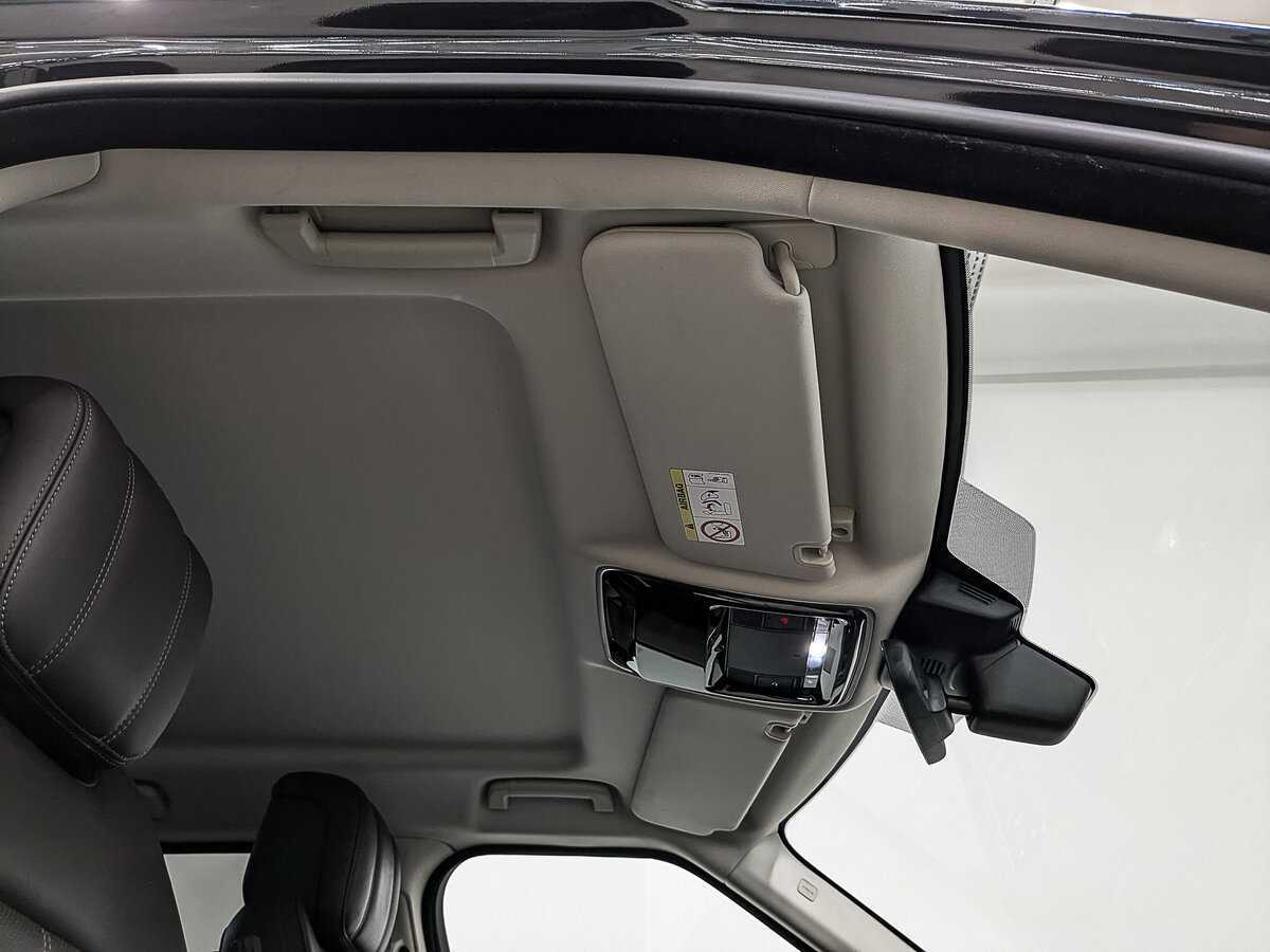 Land Rover Range Rover Sport с пробегом — 2021 год. Фото: #22