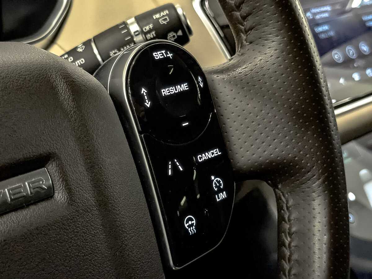 Land Rover Range Rover Sport с пробегом — 2021 год. Фото: #29