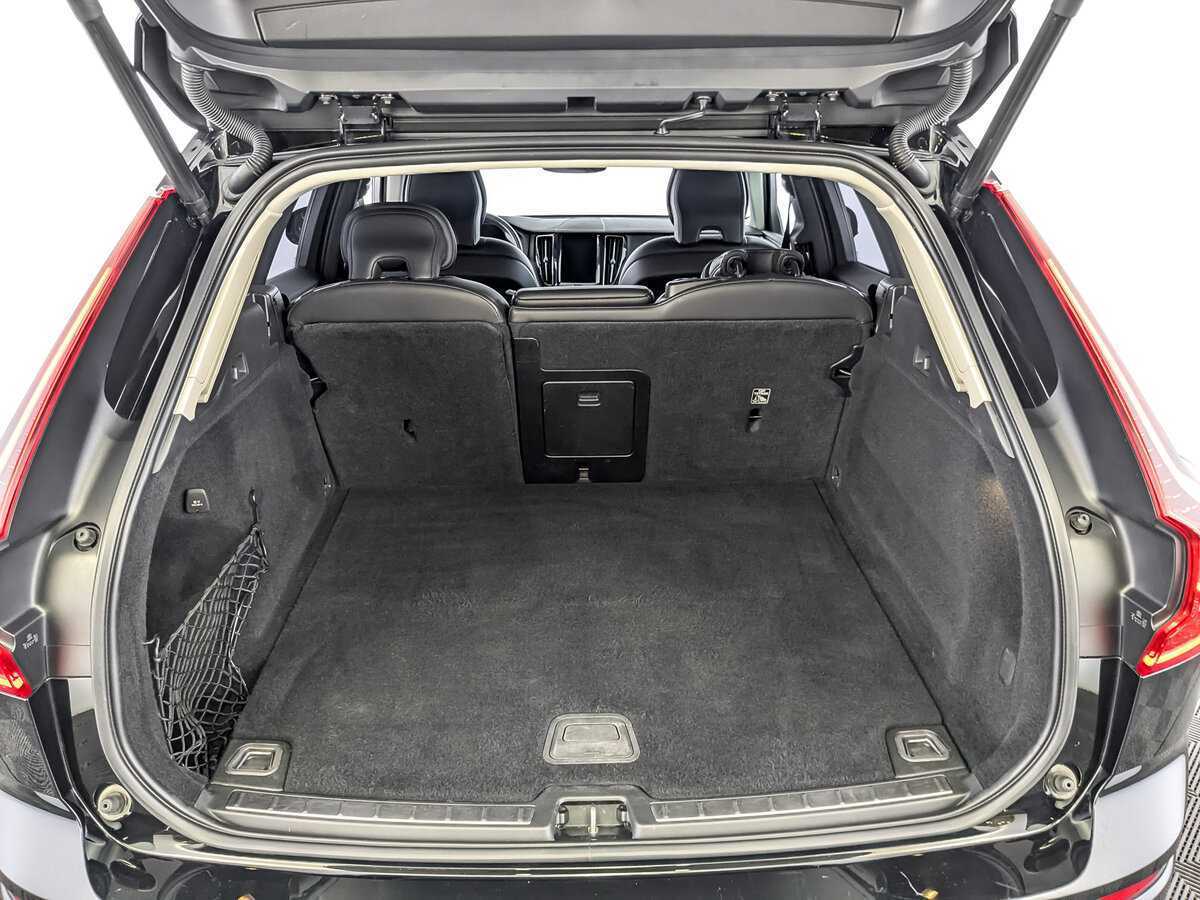 Volvo XC60 с пробегом — 2020 год. Фото: #9