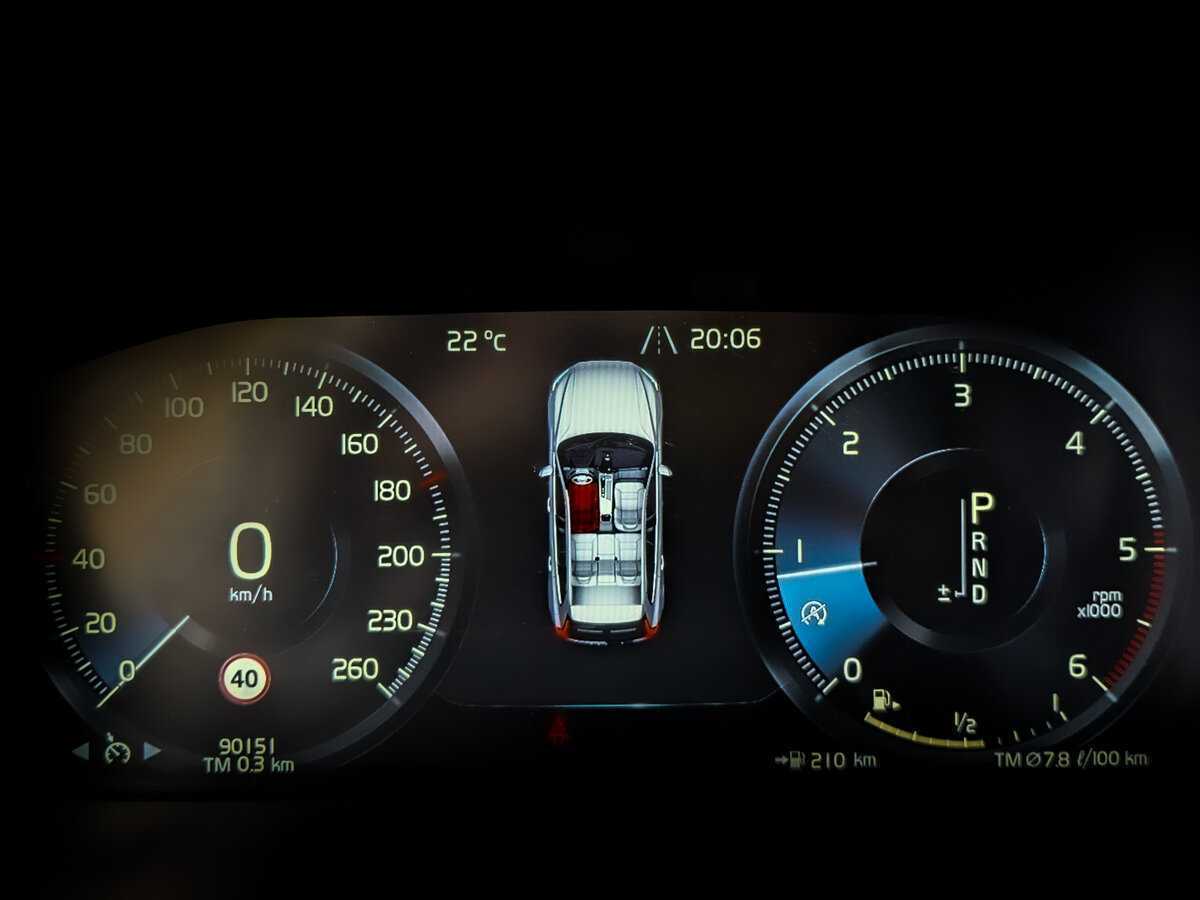 Volvo XC60 с пробегом — 2020 год. Фото: #12