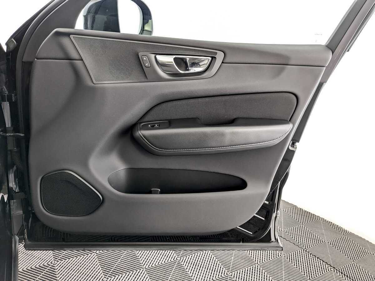 Volvo XC60 с пробегом — 2020 год. Фото: #22