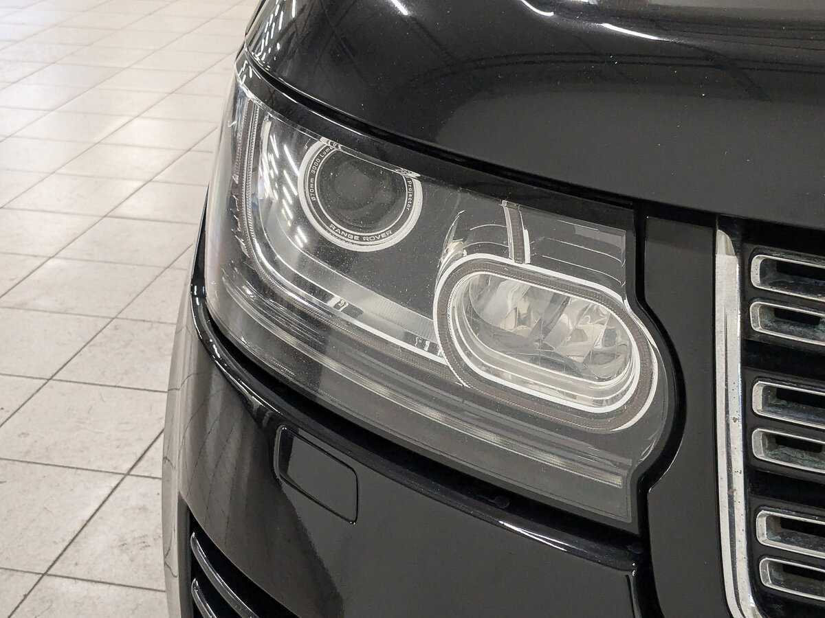 Land Rover Range Rover с пробегом — 2017 год. Фото: #10
