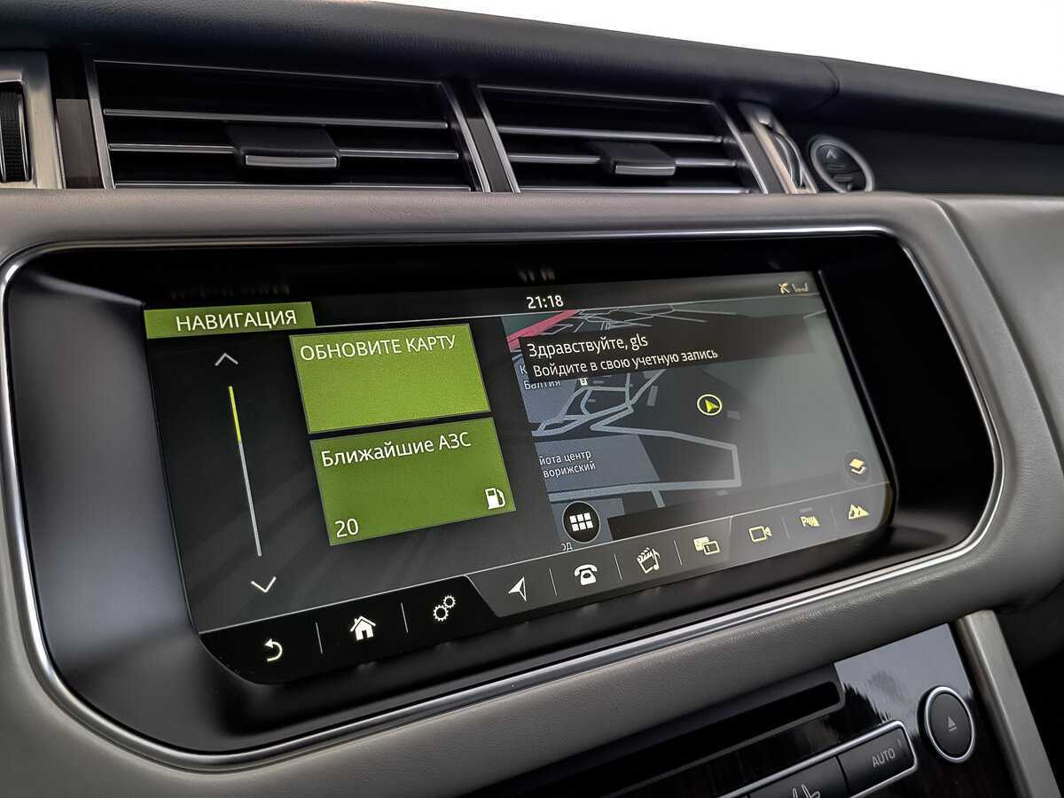 Land Rover Range Rover с пробегом — 2017 год. Фото: #27