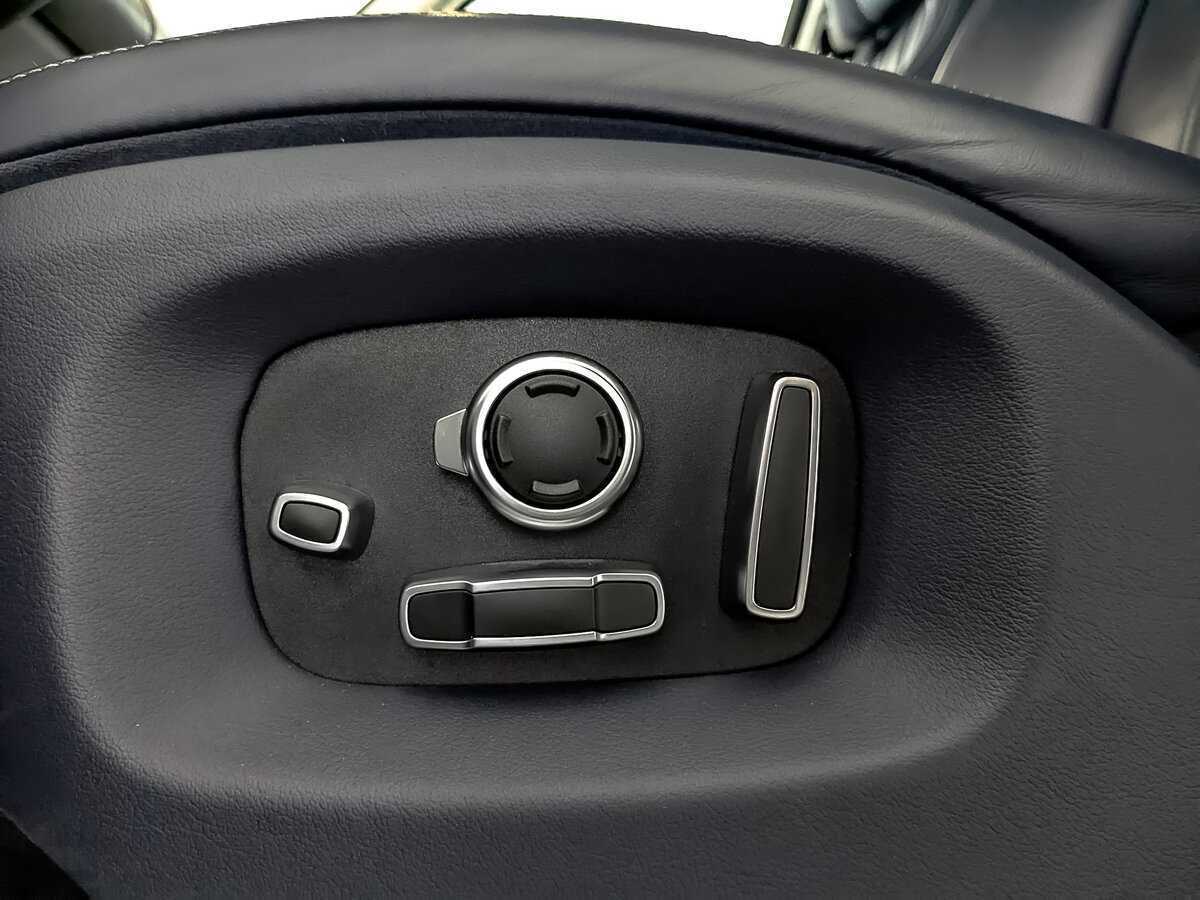 Land Rover Range Rover с пробегом — 2017 год. Фото: #28