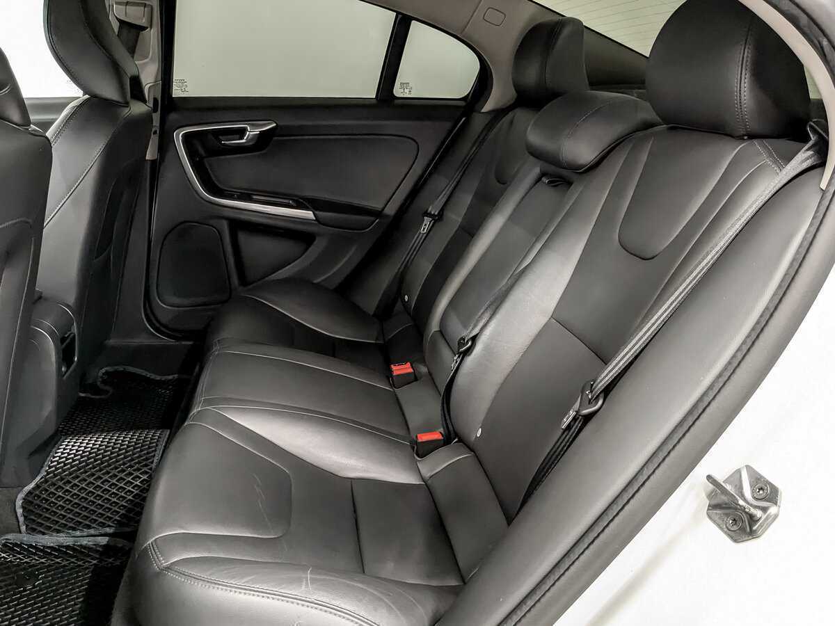 Volvo S60 с пробегом — 2016 год. Фото: #11