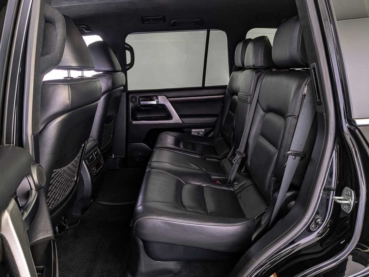 Toyota Land Cruiser с пробегом — 2016 год. Фото: #16