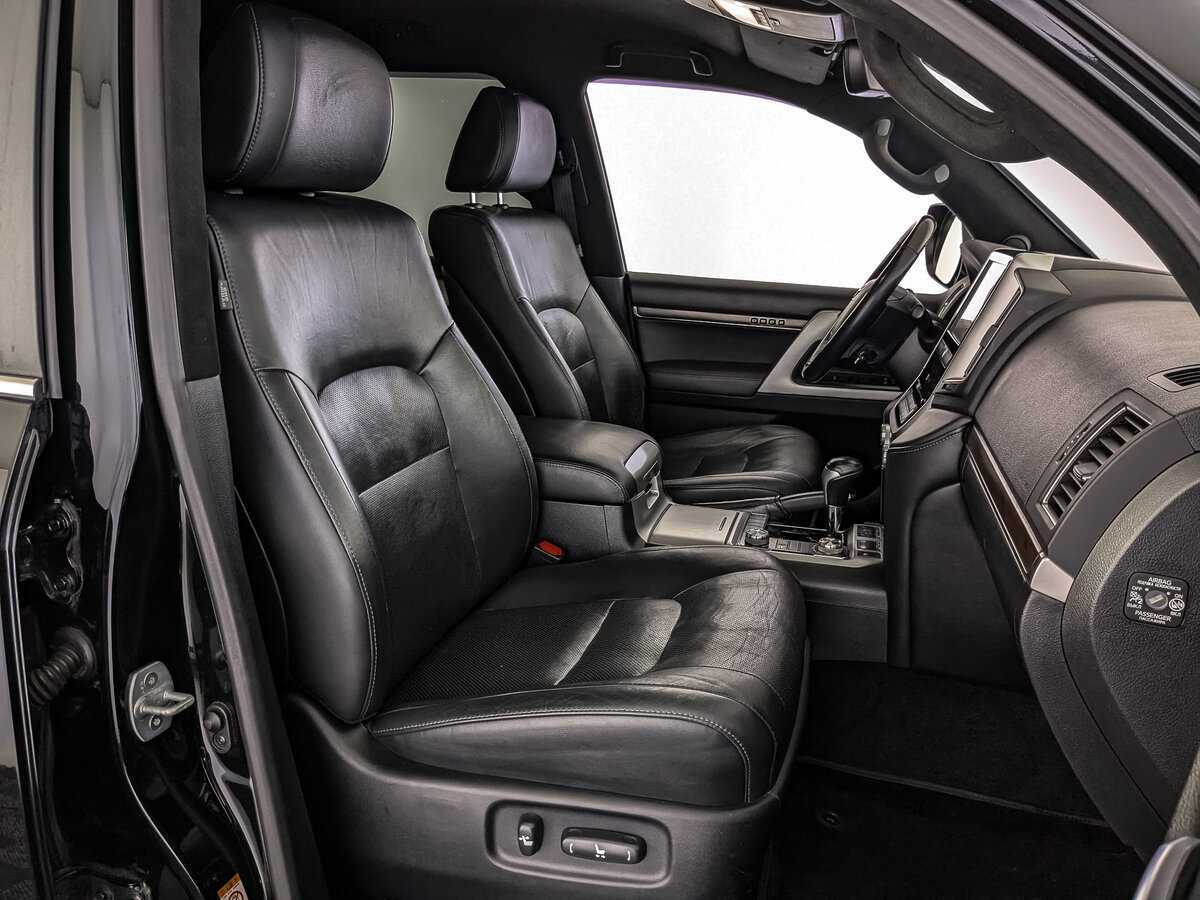 Toyota Land Cruiser с пробегом — 2016 год. Фото: #18