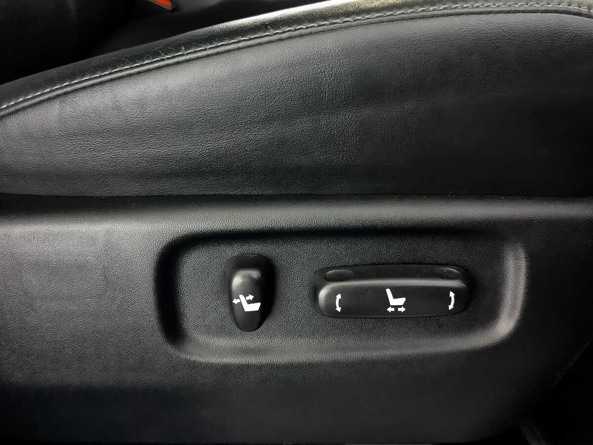 Toyota Land Cruiser с пробегом — 2016 год. Фото: #25