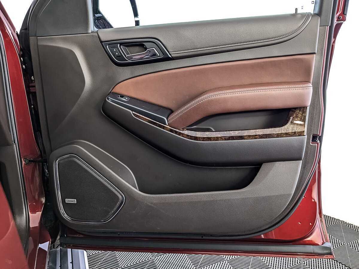 Chevrolet Tahoe с пробегом — 2018 год. Фото: #23