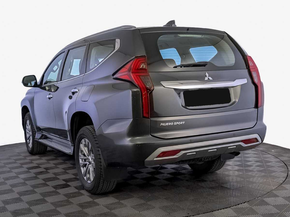 Mitsubishi Pajero Sport с пробегом — 2021 год. Фото: #5