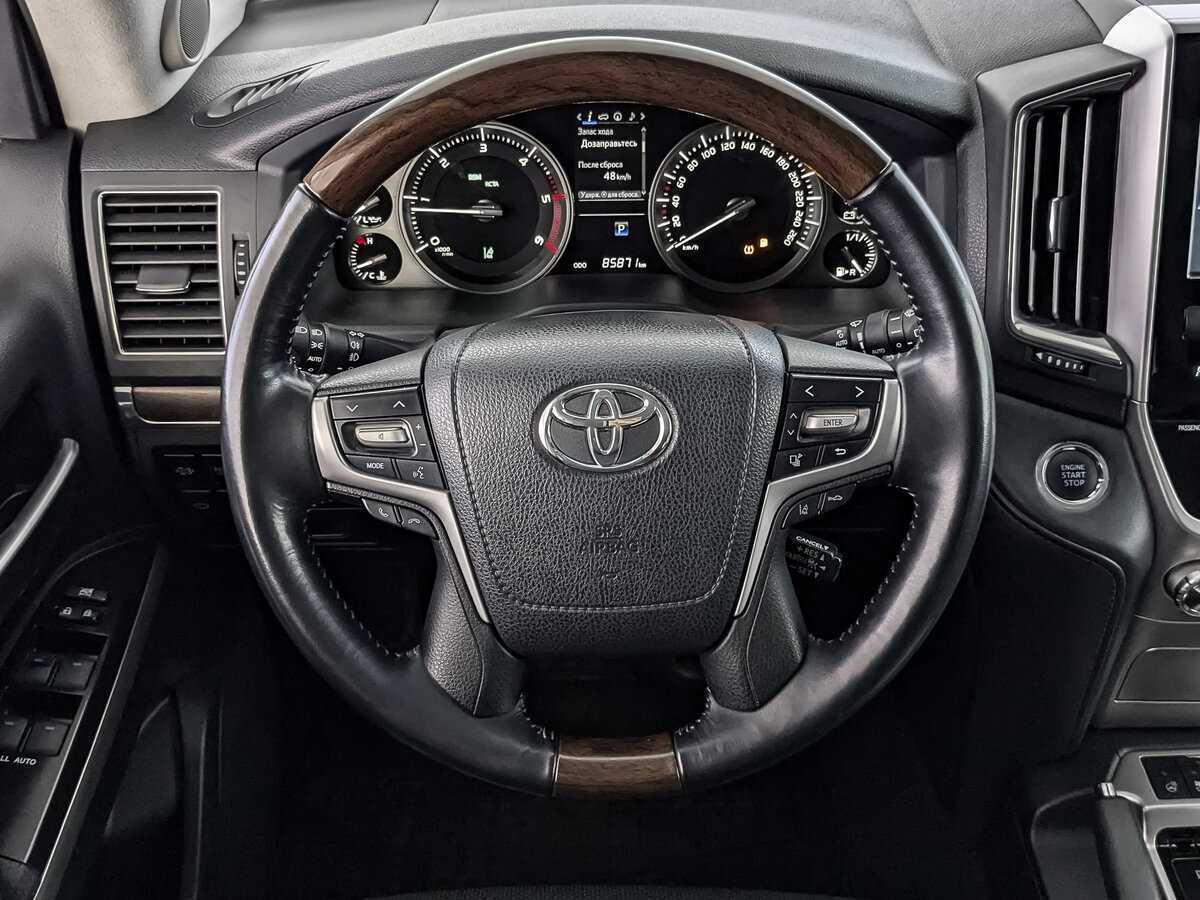 Toyota Land Cruiser с пробегом — 2019 год. Фото: #21