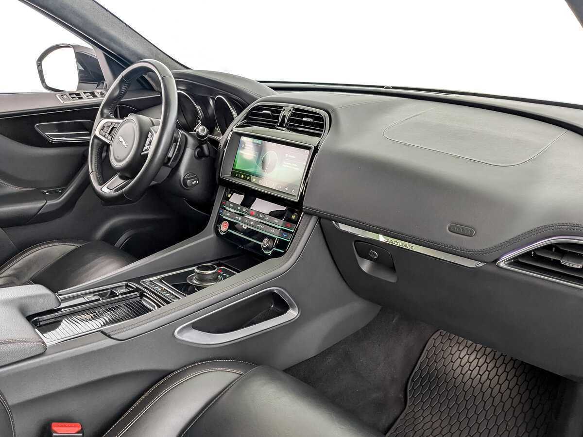 Jaguar F-Pace с пробегом — 2020 год. Фото: #10