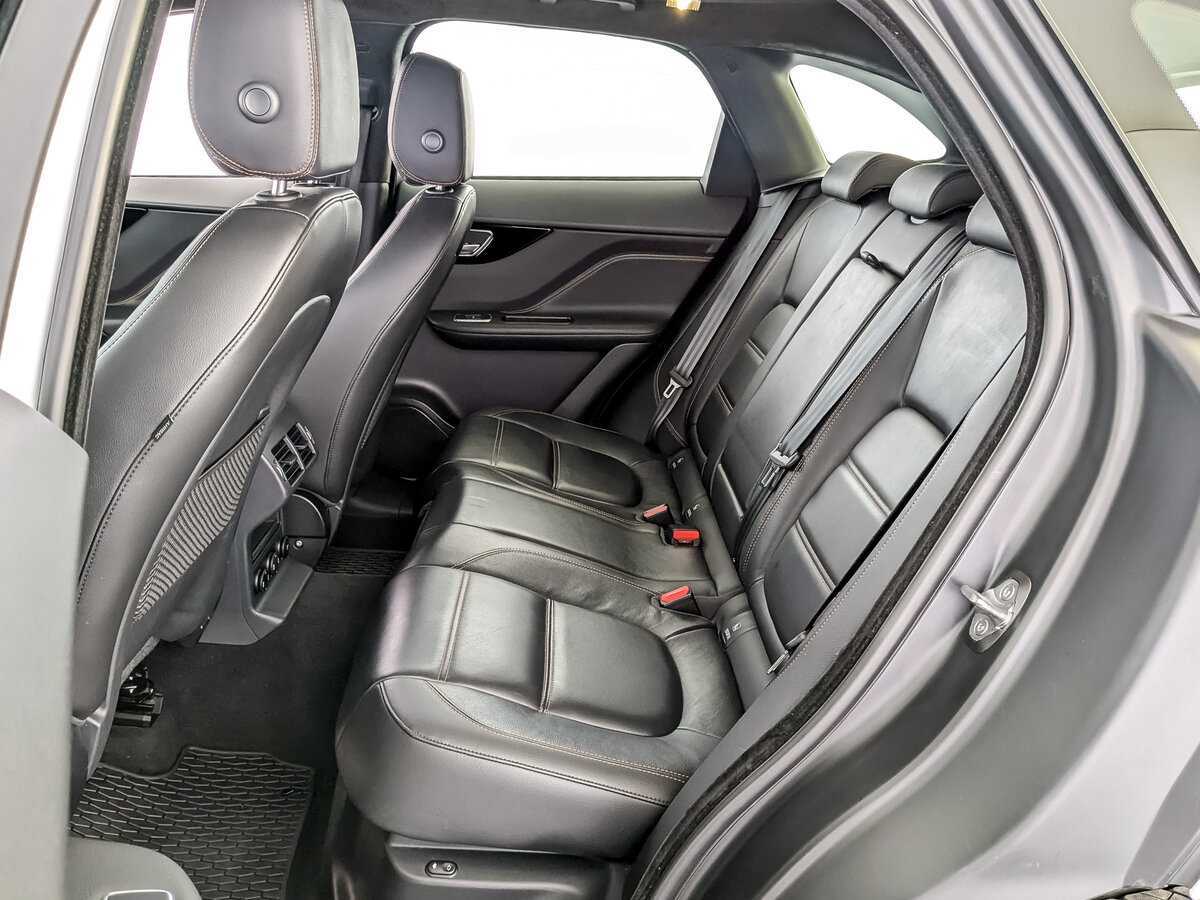 Jaguar F-Pace с пробегом — 2020 год. Фото: #11