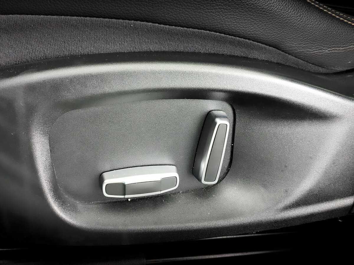 Jaguar F-Pace с пробегом — 2020 год. Фото: #20