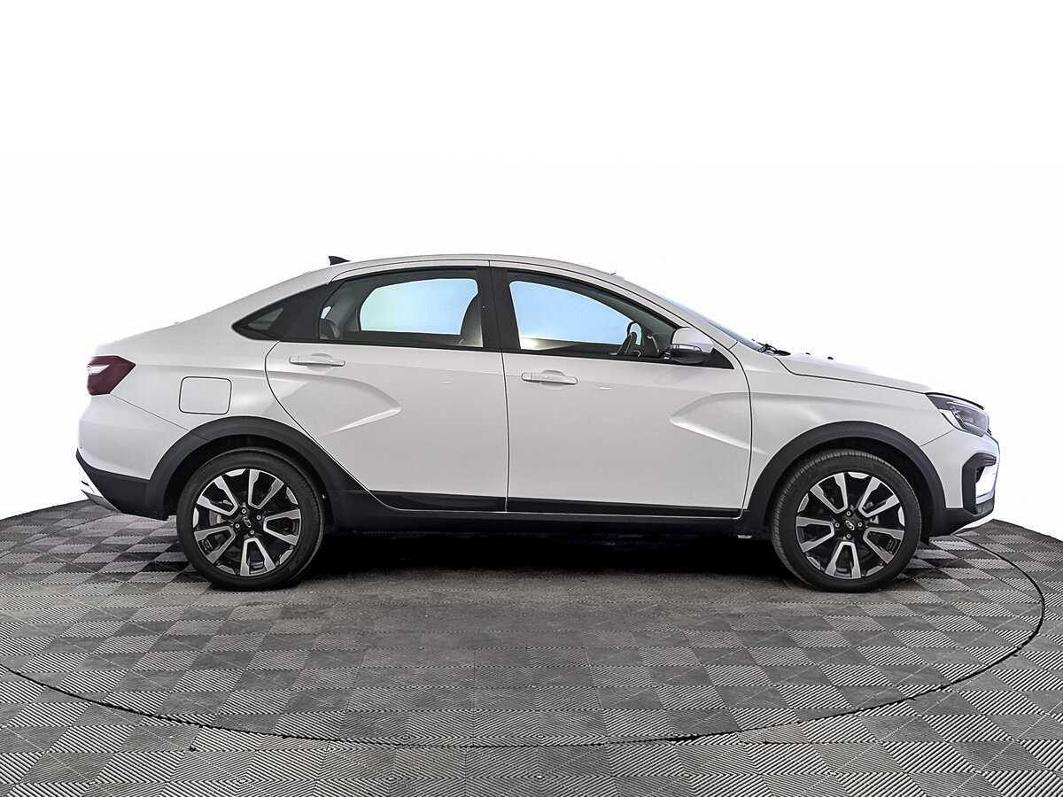 Lada (ВАЗ) Vesta с пробегом — 2024 год. Фото: #3