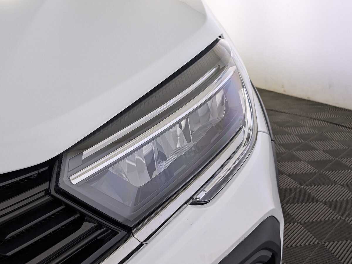 Lada (ВАЗ) Vesta с пробегом — 2024 год. Фото: #10