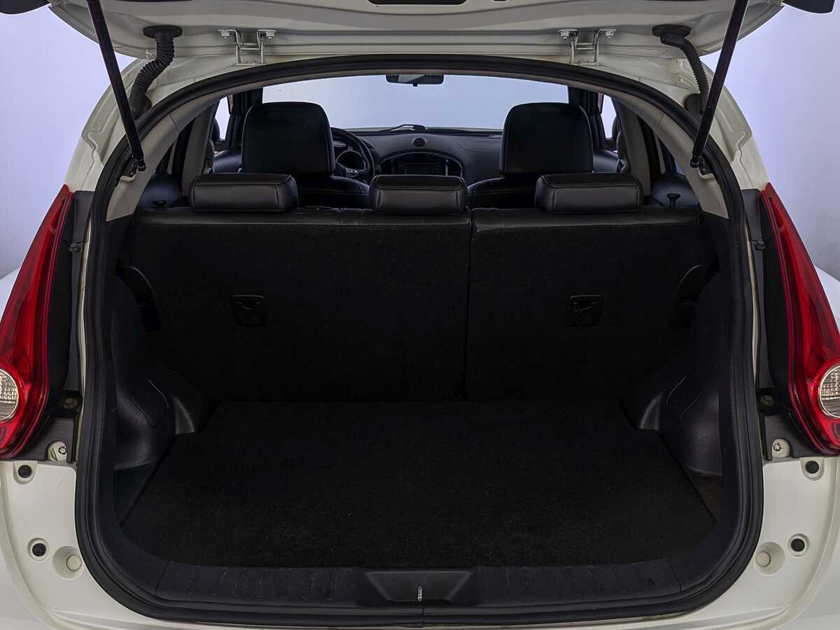 Nissan Juke с пробегом — 2012 год. Фото: #9