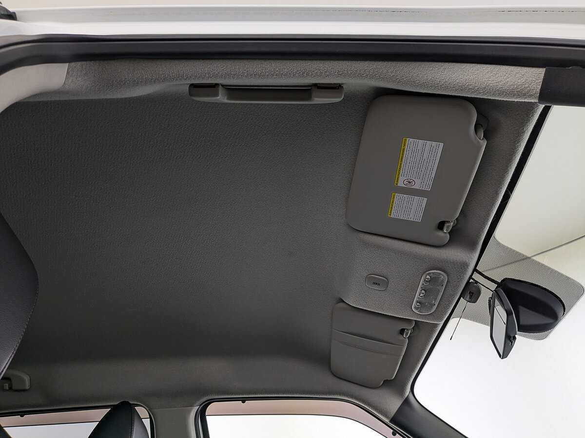 Nissan Juke с пробегом — 2012 год. Фото: #20