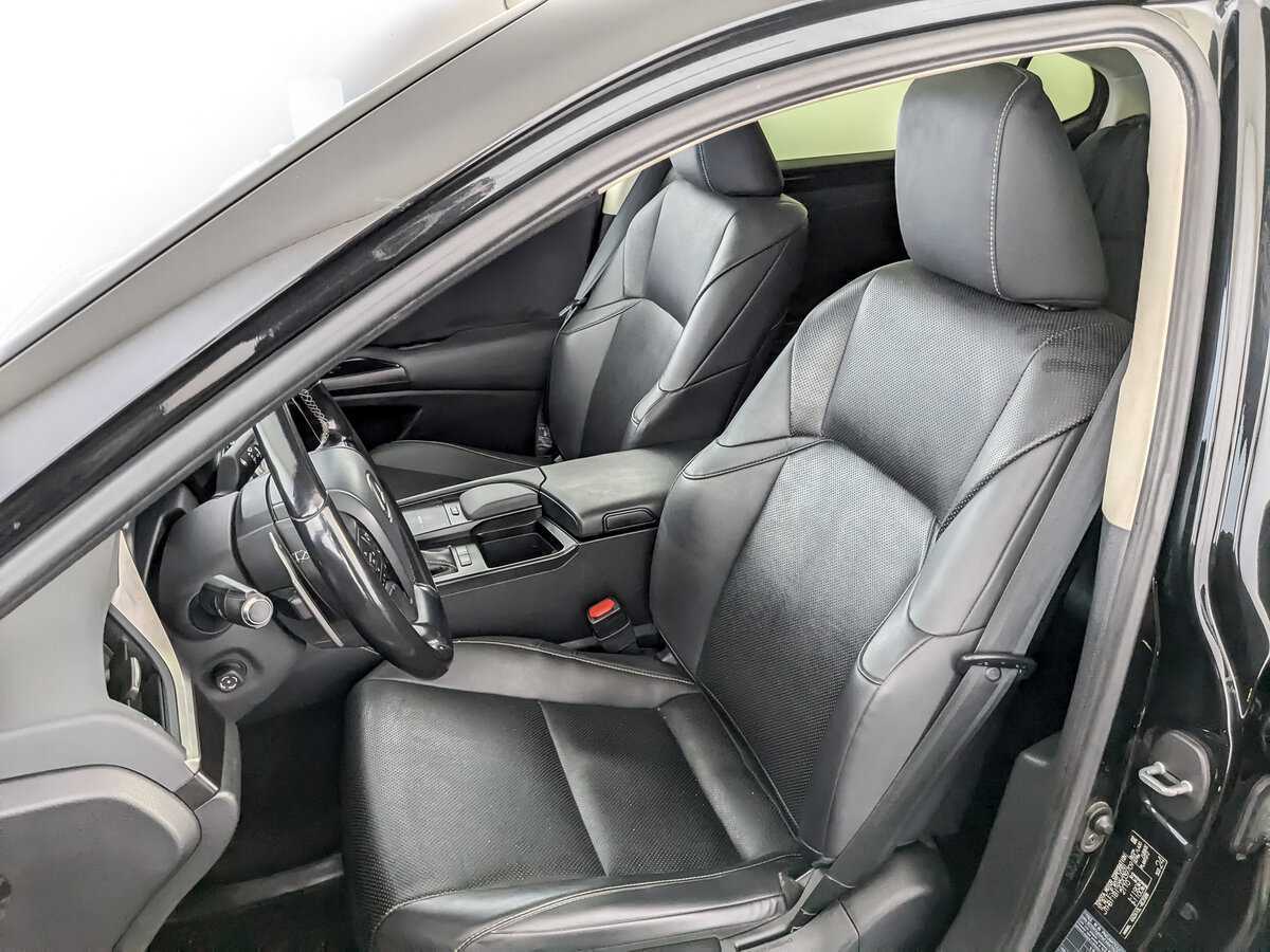 Lexus ES с пробегом — 2021 год. Фото: #19