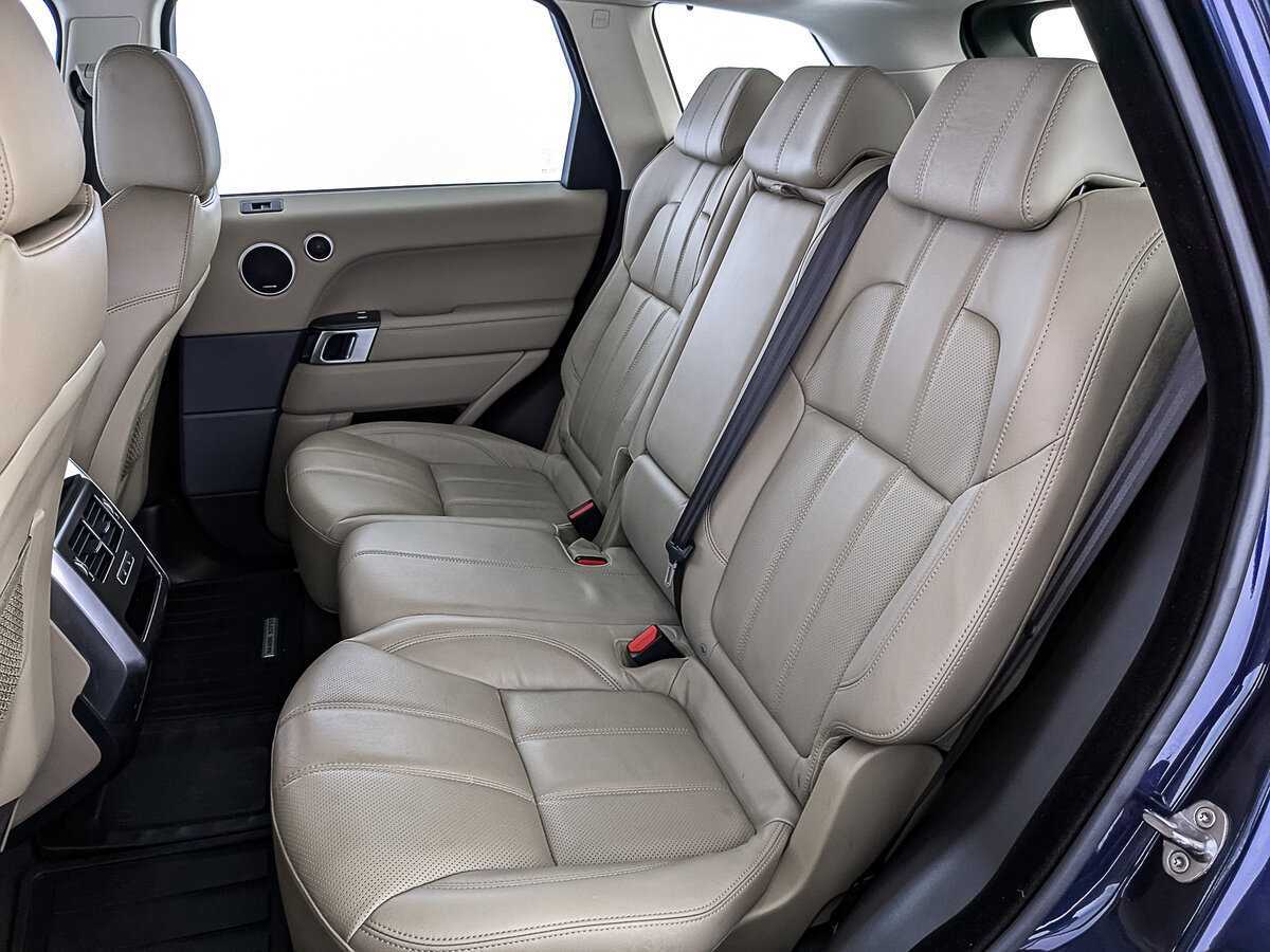 Land Rover Range Rover Sport с пробегом — 2015 год. Фото: #17