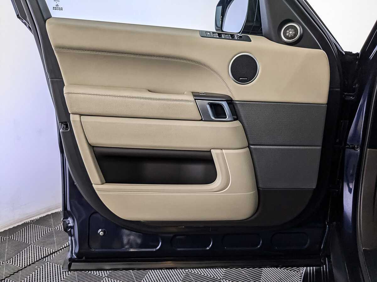 Land Rover Range Rover Sport с пробегом — 2015 год. Фото: #18