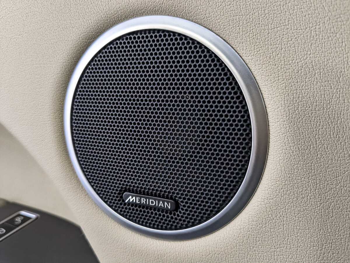 Land Rover Range Rover Sport с пробегом — 2015 год. Фото: #24