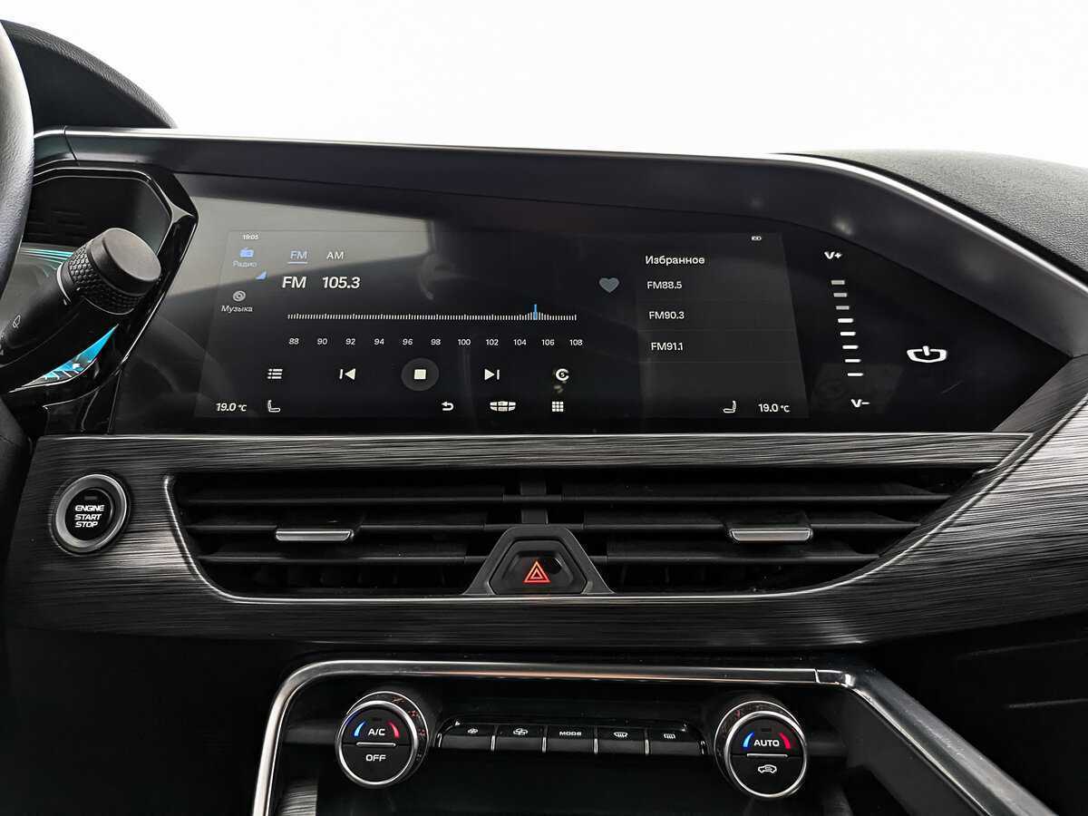 Geely Tugella с пробегом — 2023 год. Фото: #15