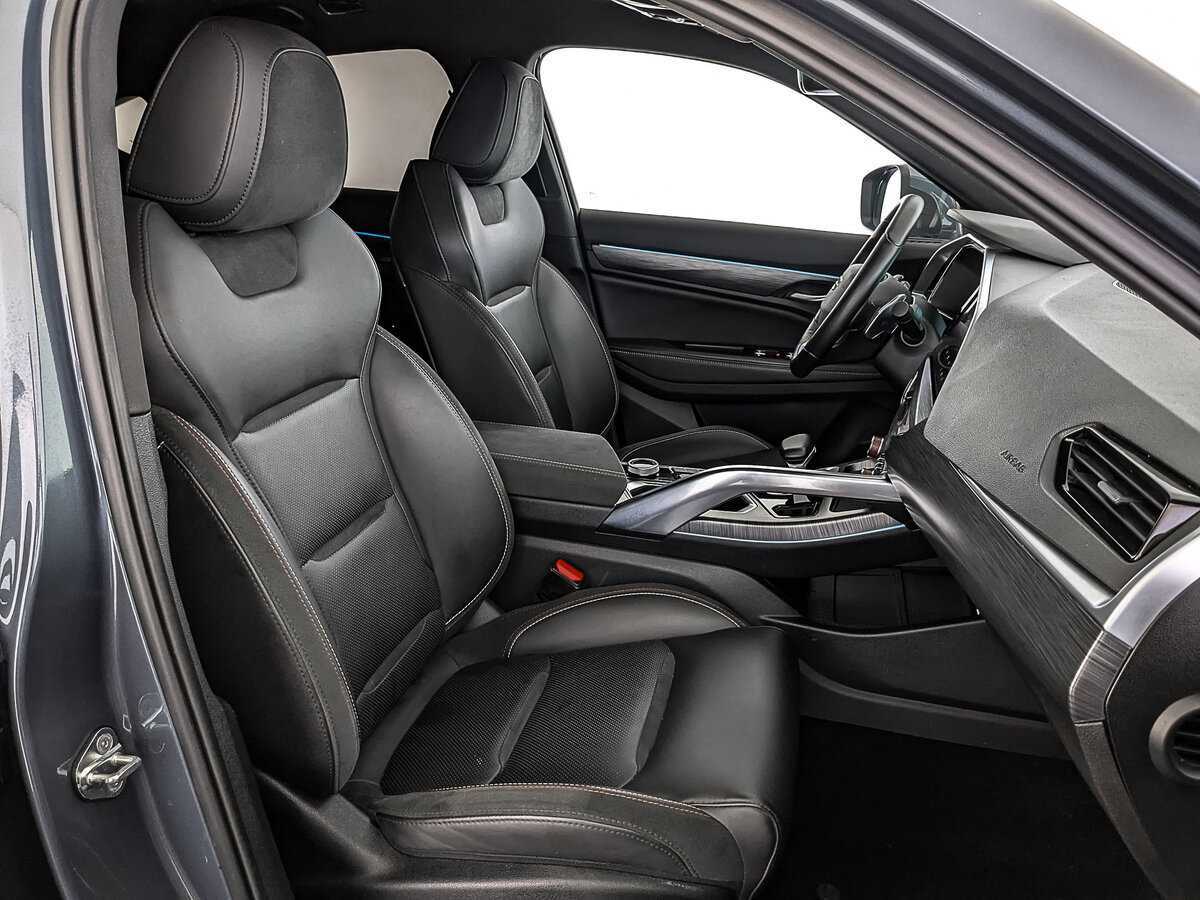 Geely Tugella с пробегом — 2023 год. Фото: #22